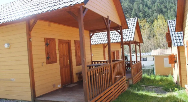 Бунгало с красивым видом из окна Bungalows Pont dArdaix