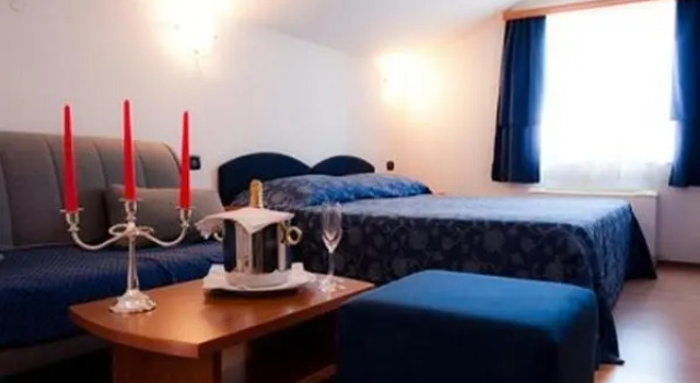 Двухместный номер Standard с балконом Hotel Makin