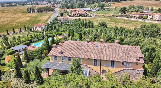 Wonderful Family Suite in Tuscany Near Pisa and Florence - Two Bedrooms 4 pl, Book Feriehus Villaer i Palaia, Villa