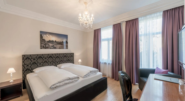 Altstadthotel Wolf-Dietrich, Забронировать Отель Отели Окрестностей Зальцбурга с парковкой, рядом с Моцартеум, Парковка