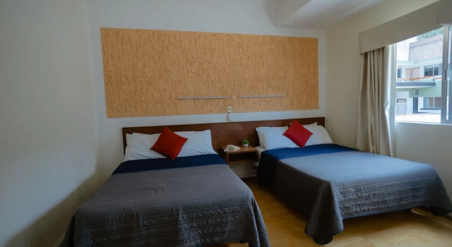 Hotel Zacatecas Courts