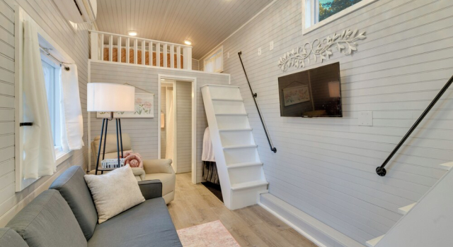 Adorable Tiny Home w/ Mtn Views in Woodland Park!