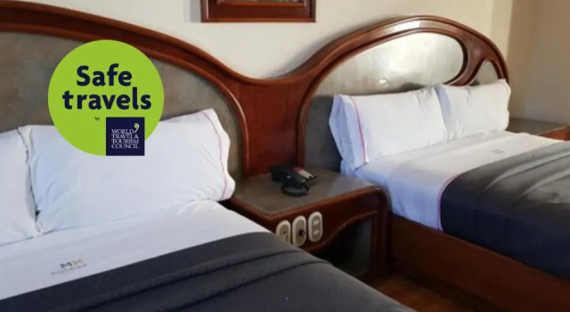 Четырёхместный номер Standard Hotel MX congreso CDMX, Trademark Collection by Wyndham