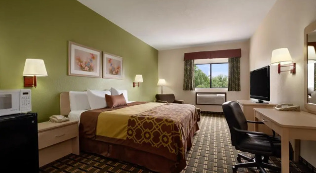 Номер Standard Days Inn by Wyndham Childress