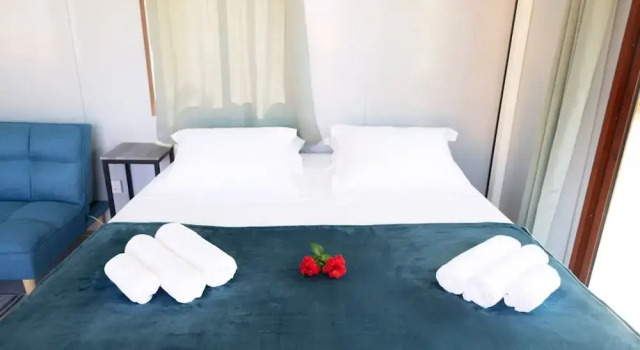 Fare Hani in Moorea-maiao, Book Hotel Moorea French Polynesia