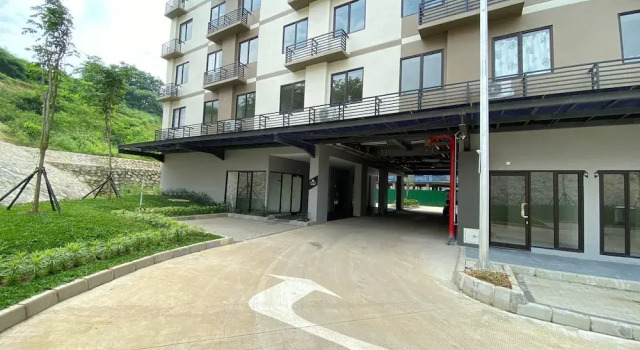 Simple Studio Room At Meikarta Apartment Near Aeon Delta Mas