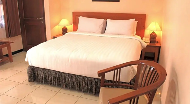 Suite Atrium Resort & Hotel