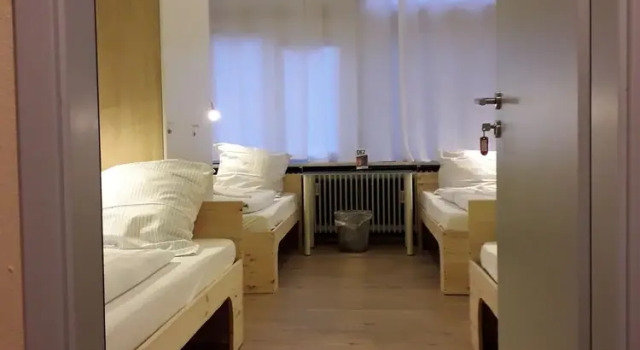 Четырёхместный номер Standard Gaestehaus Kaiserpassage - Hostel