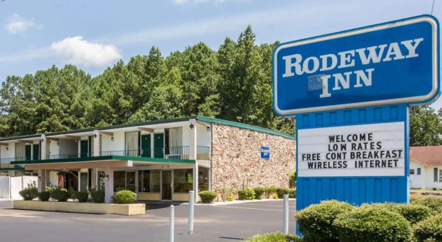 Кровать в общем номере Rodeway Inn Gadsden - Attalla