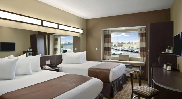 Четырёхместный номер Standard Sonesta Essential Fairmont