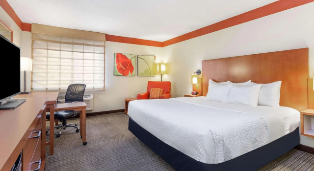 Двухместный номер Executive La Quinta by Wyndham Chicago Tinley Park