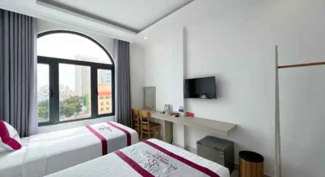 Rubillion Hotel, Забронировать Отель Вунгтау Бариа-Вунгтау, рядом с Christ of Vung Tau