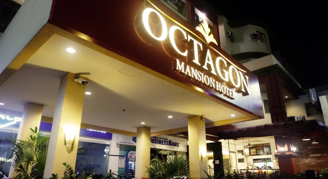 Номер Standard Majestic Hotel (formerly Octagon Mansion Hotel)