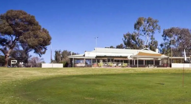 Riverside Golf Club Holiday House, Book Hotel Mildura 