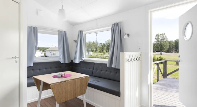 Коттедж с 3 комнатами First Camp Skutberget-Karlstad