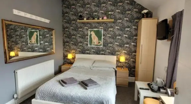 Room@87