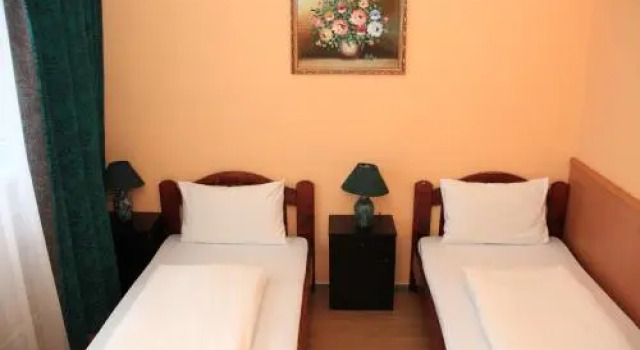 Hotel Ózd, Book Hotel  