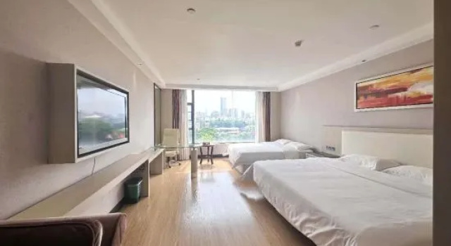 Семейный номер Standard с красивым видом из окна Meihao Mingyue Hotel International Finance City Keyun Road Metro Branch