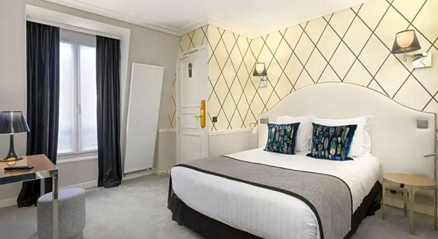 Номер Classic Hôtel Le Royal Monceau Raffles Paris