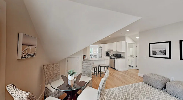 Lavish : Amazing Locale Near Dining & Beach 1 Bedroom Condo, Забронировать Дом для отпуска Чатем Полуостров Кейп-Код