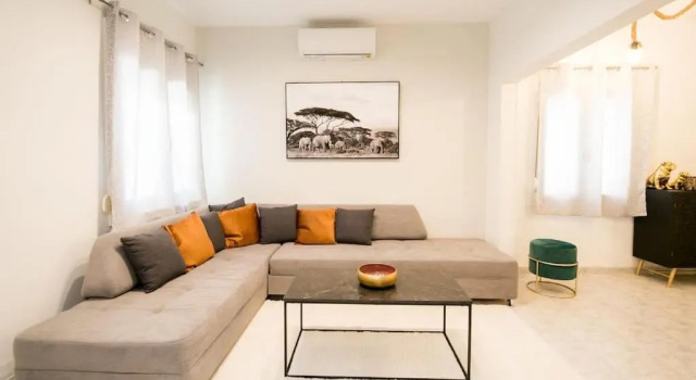 *Magnifique* New House - Full Comfort!, Book Hotel Volos 