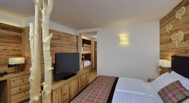 Hotel Ravelli