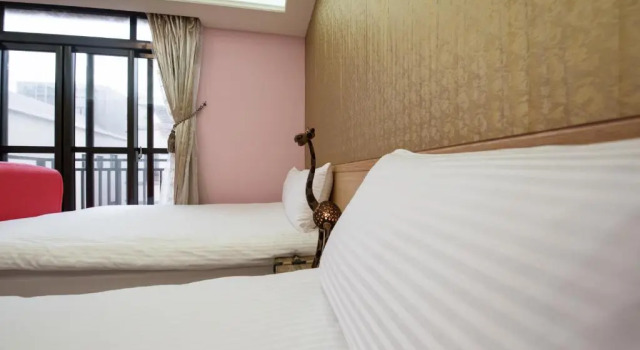 Четырёхместный номер Standard Catt Leya B&B Hotel