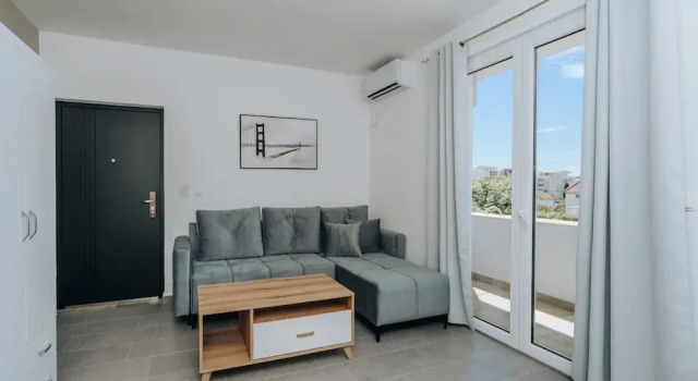 Студия Standard с балконом Apartments Milivojevic