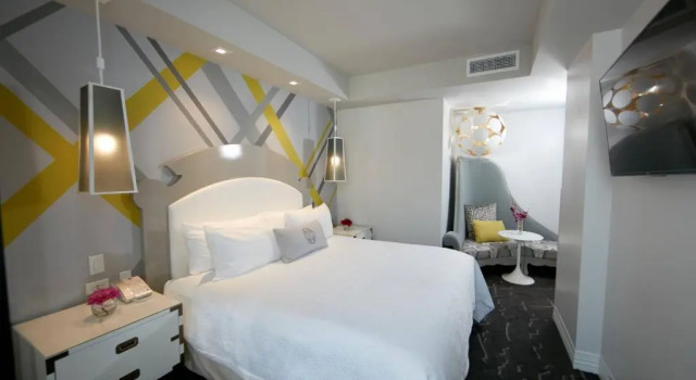 Полулюкс Elyton Hotel, Autograph Collection