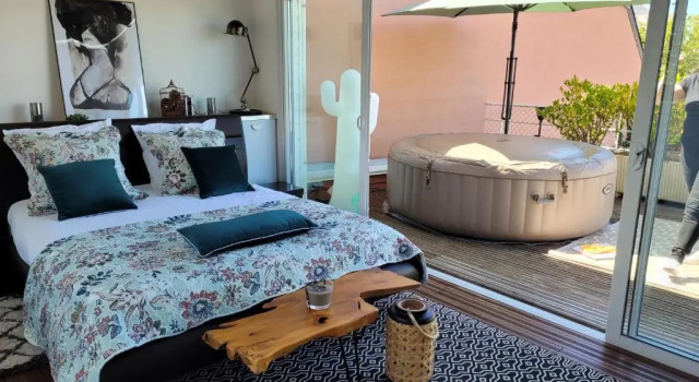 La terrasse, jacuzzi et vue mer à 100m de la plage, Забронировать Апартаменты/квартира Донвиль-ле-Бен 