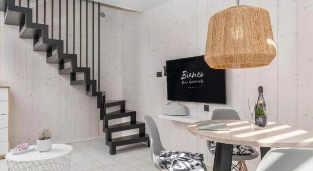 Коттедж с 2 комнатами Bianco House Apartments