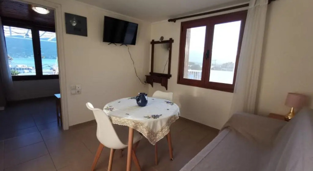 Twin terrace apartment 1