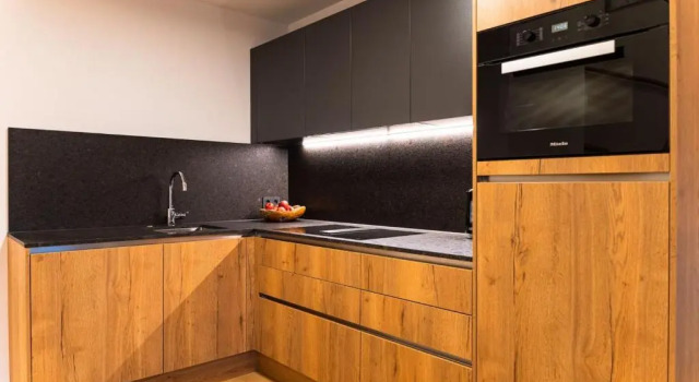 Апартаменты Дуплекс Lakeside Luxury Apartments