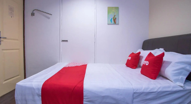 Hotel O Taj (seksyen 13)