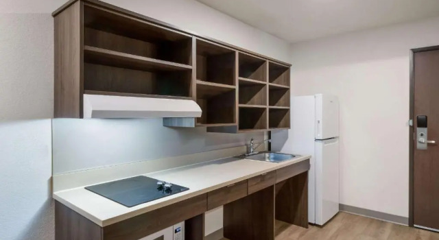 Четырёхместный номер Standard WoodSpring Suites Mesa Chandler