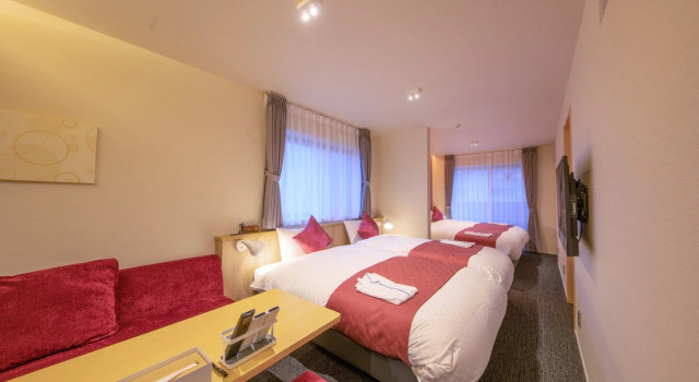 Четырёхместный номер Standard HOTEL MASTAY jingumichi