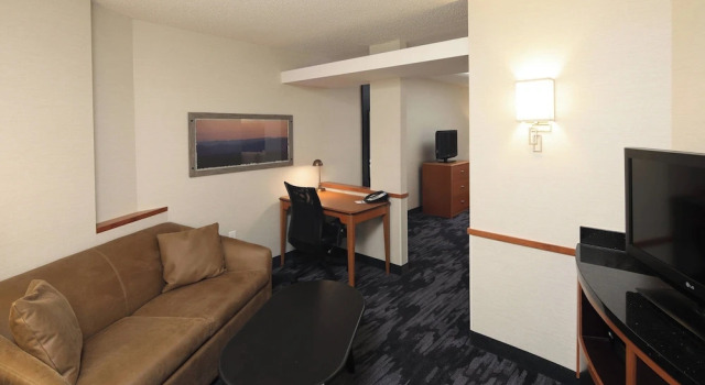 Двухместный люкс Fairfield Inn & Suites by Marriott Millville Vineland