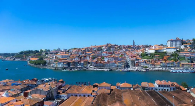 Апартаменты 180º Porto River View