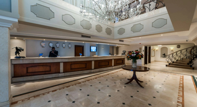 Radisson Blu Le Vendome Hotel, Cape Town