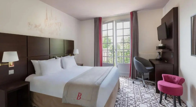 Двухместный номер Standard Best Western Blanche de Castille Dourdan