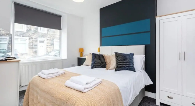 Stylish Affordable Home in Burnley, Varaa Lomakoti Mökit kohteessa Merseyside, Mökki