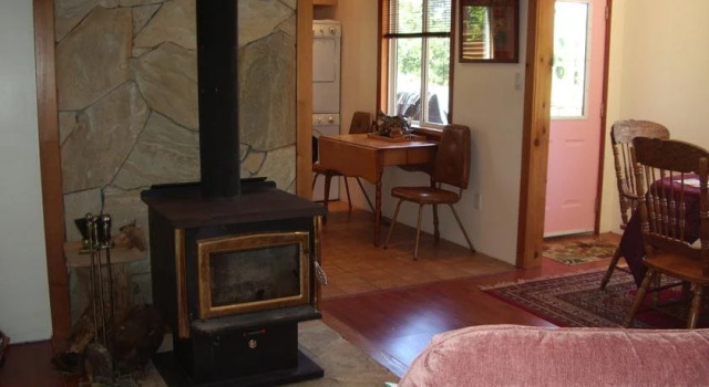 Pacific Rose Cottage, Prenota Casa vacanze Ucluelet 