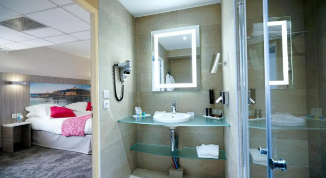 Двухместный полулюкс Ibis Styles Lyon Gorge de Loup Saphir