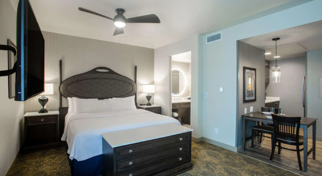 Двухместный люкс Homewood Suites By Hilton Salina/Downtown, Ks