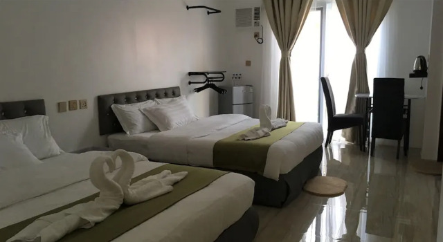 Habitación cuádruple familiar Estándar con balcón Mirage Suites de Boracay
