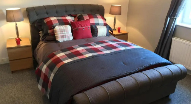 Коттедж Luxury Portrush Holiday Homes - The Green, Portrush Sleeps 12 - 5 bedrooms
