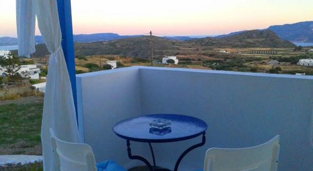 Georgia Rooms Milos, Réserver Hôtel Plaka Milou 