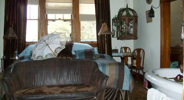 Люкс Cobblestone Bed and Breakfast