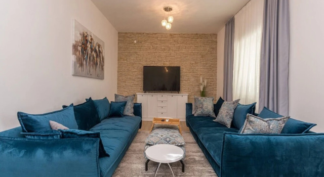 Magnificent Villa Mande With Pool, Vrana Lake