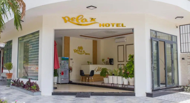 Relax hotel, Забронировать Отель Отели Куинён с парковкой, Парковка